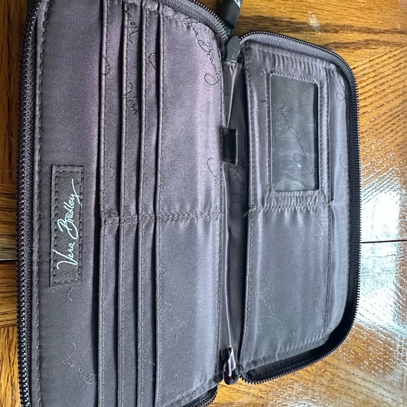 Vintage Vera Bradley Purple Punch quilted wallet. Excellent condition! - Picture 4 of 5